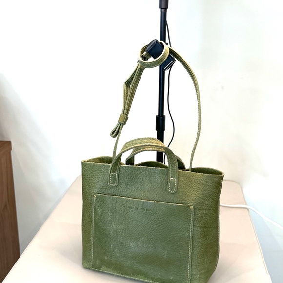 Portland Leather Goods Medium Crossbody Tote Kiwi - Picture 4 of 5